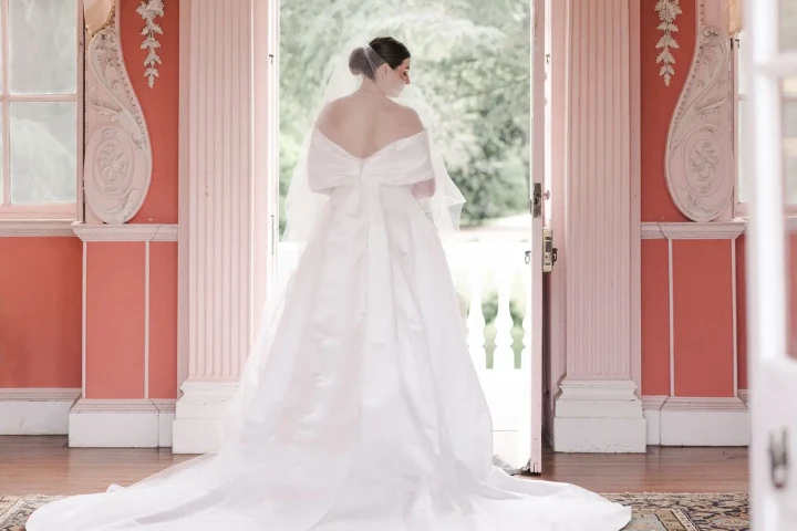gallery weddings 20240511 oliviadrewweddingsneakpeek 37 3 720x480 1723470482