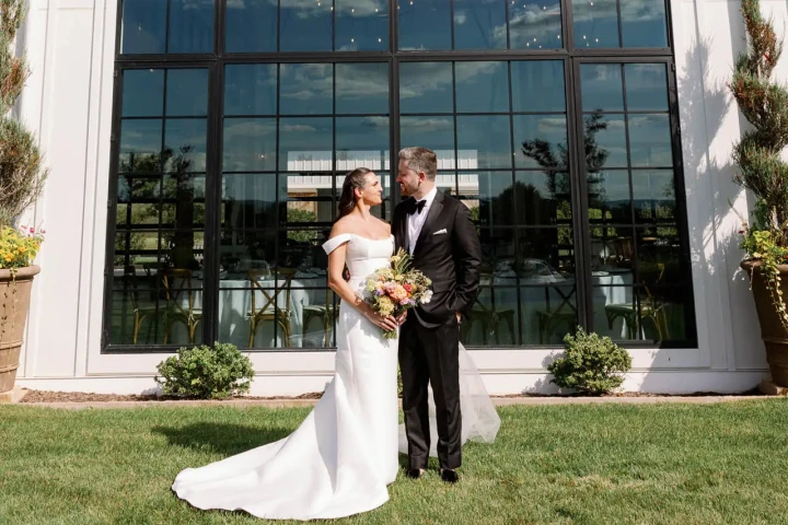 gallery weddings hiltop farm wedding photography light airy summer wedding 242 720x480 1758051475
