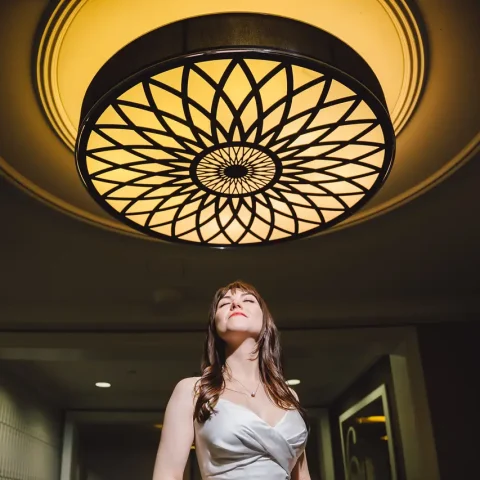 Home 16 home marquee lady light