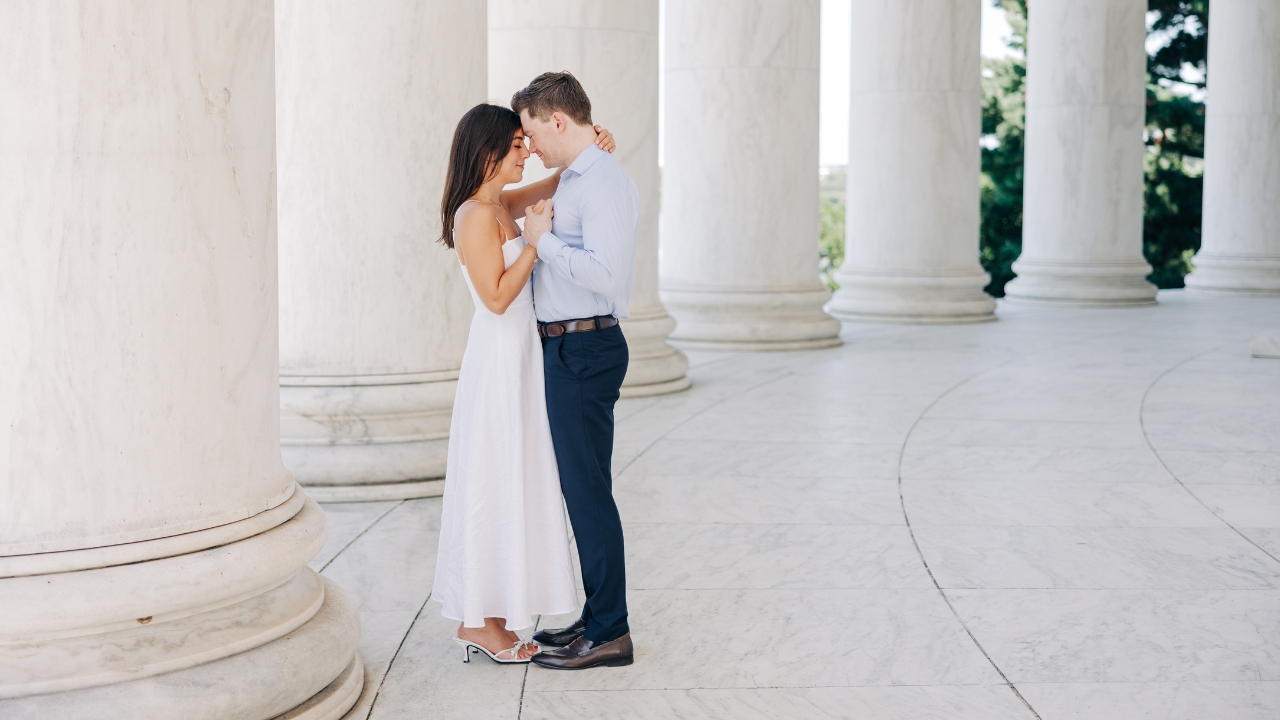 Washington DC Engagement Session at Lincoln Memorial