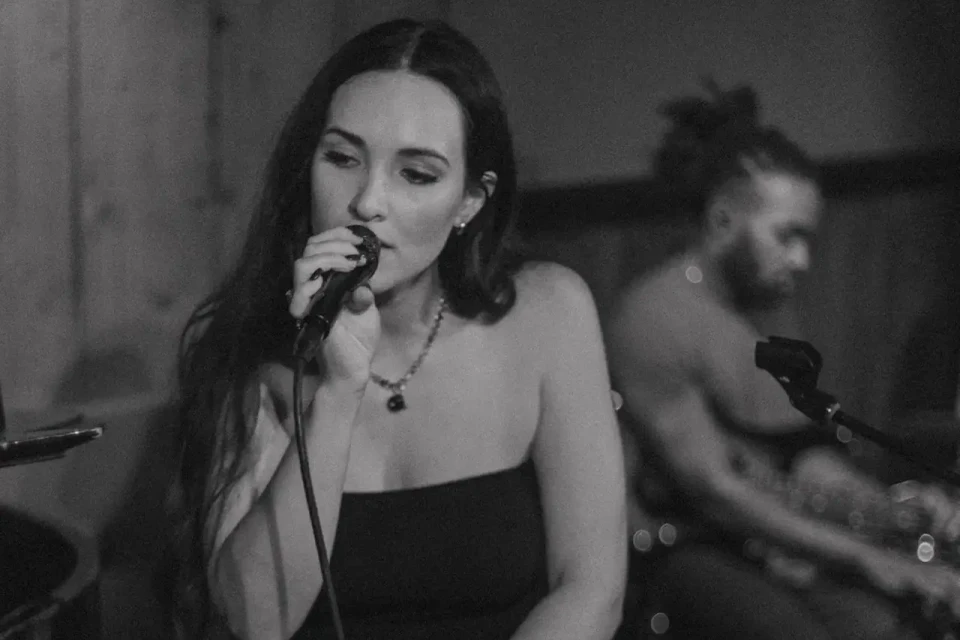 entertainment bailey 06 960x640 1775842316